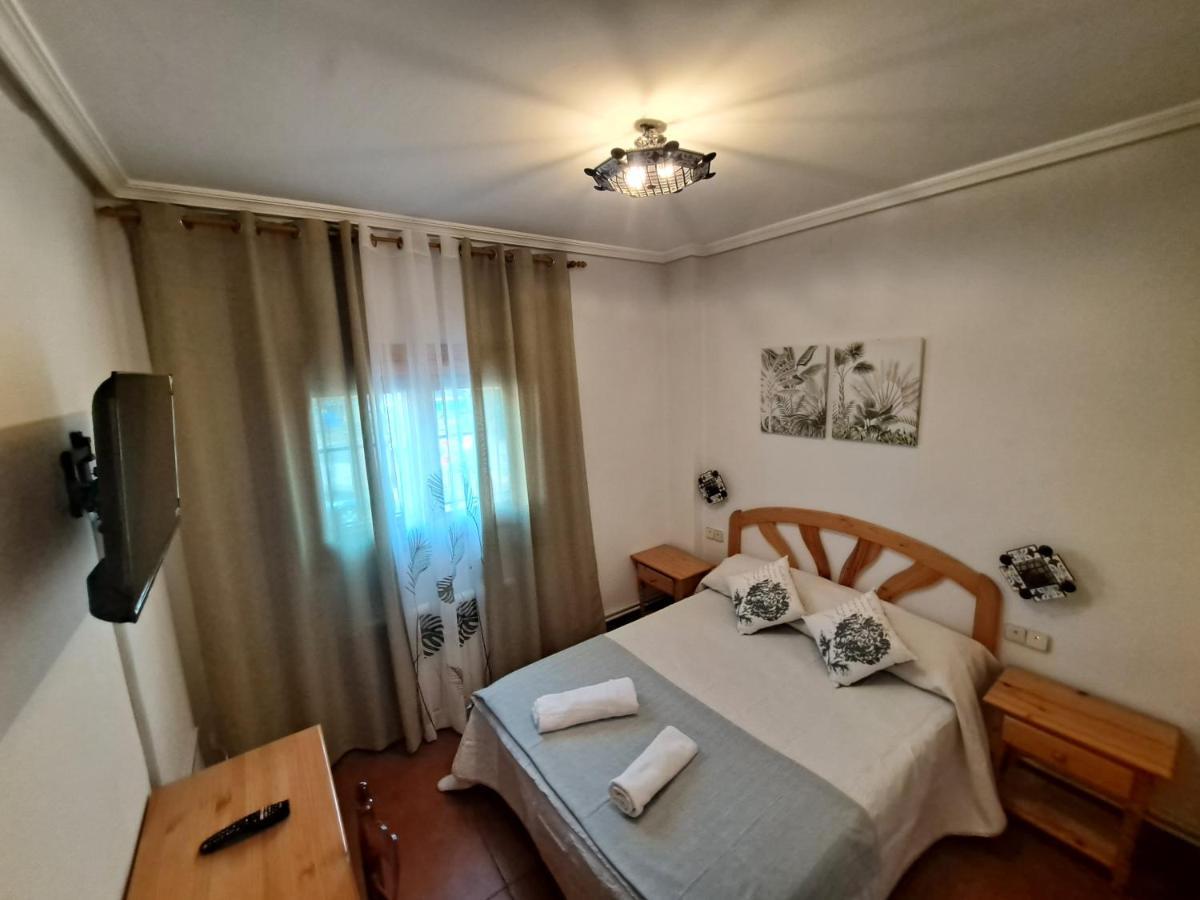 Hostal San Antonio ตรากาเซเต ภายนอก รูปภาพ